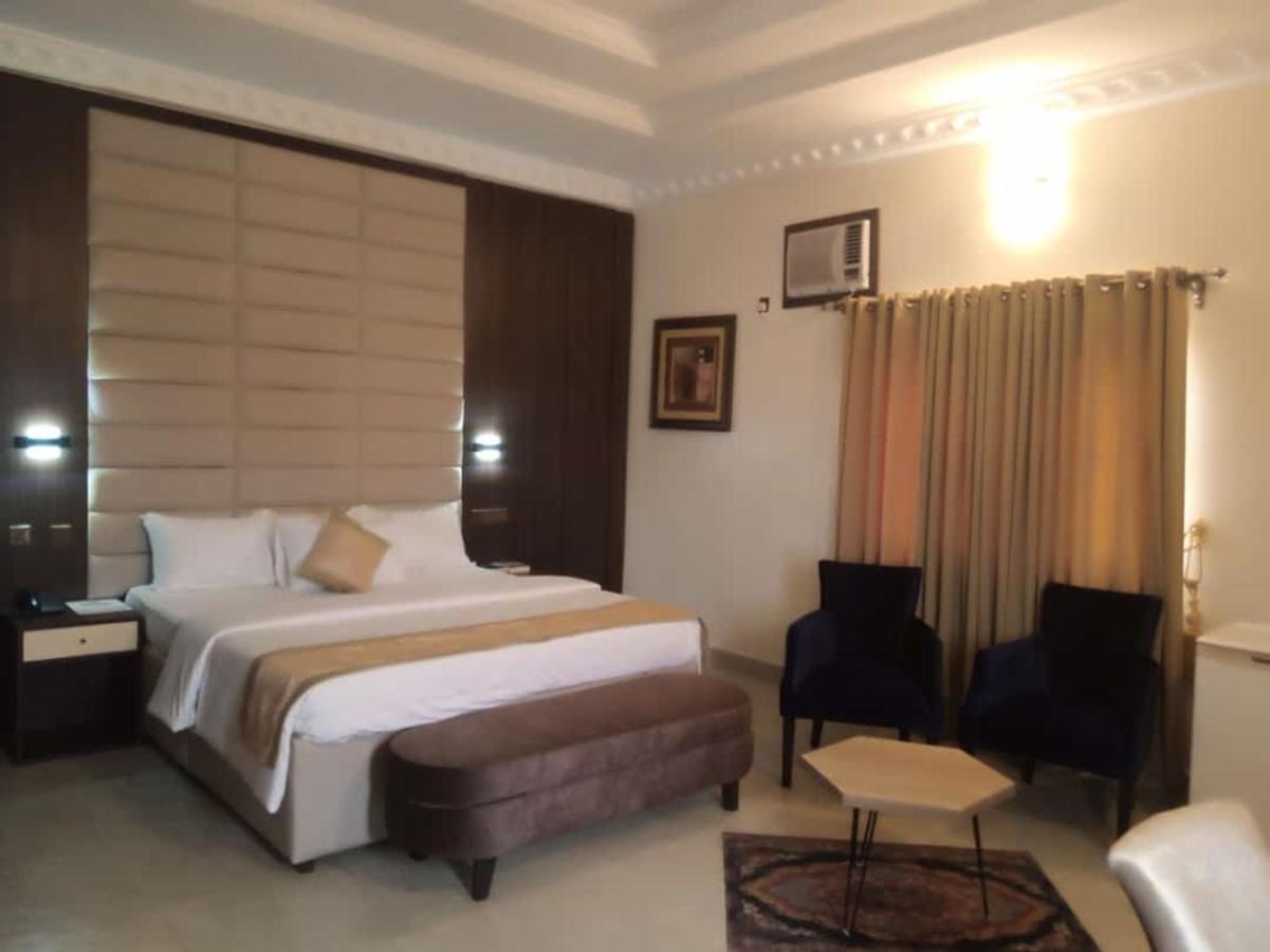 Roban Hotels Limited Enugu Dış mekan fotoğraf